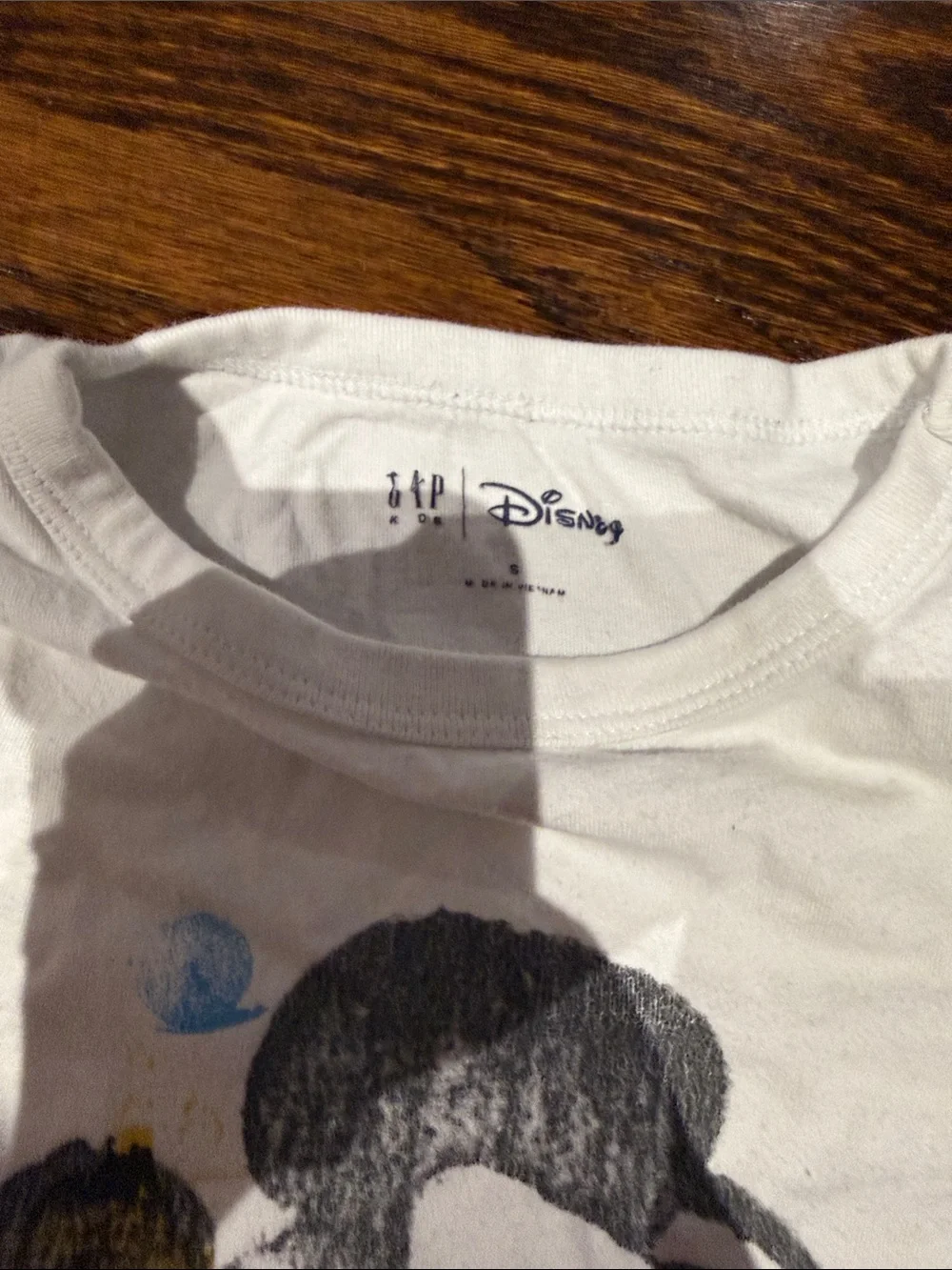 Mickey Mouse, Disney gap T-shirt size small